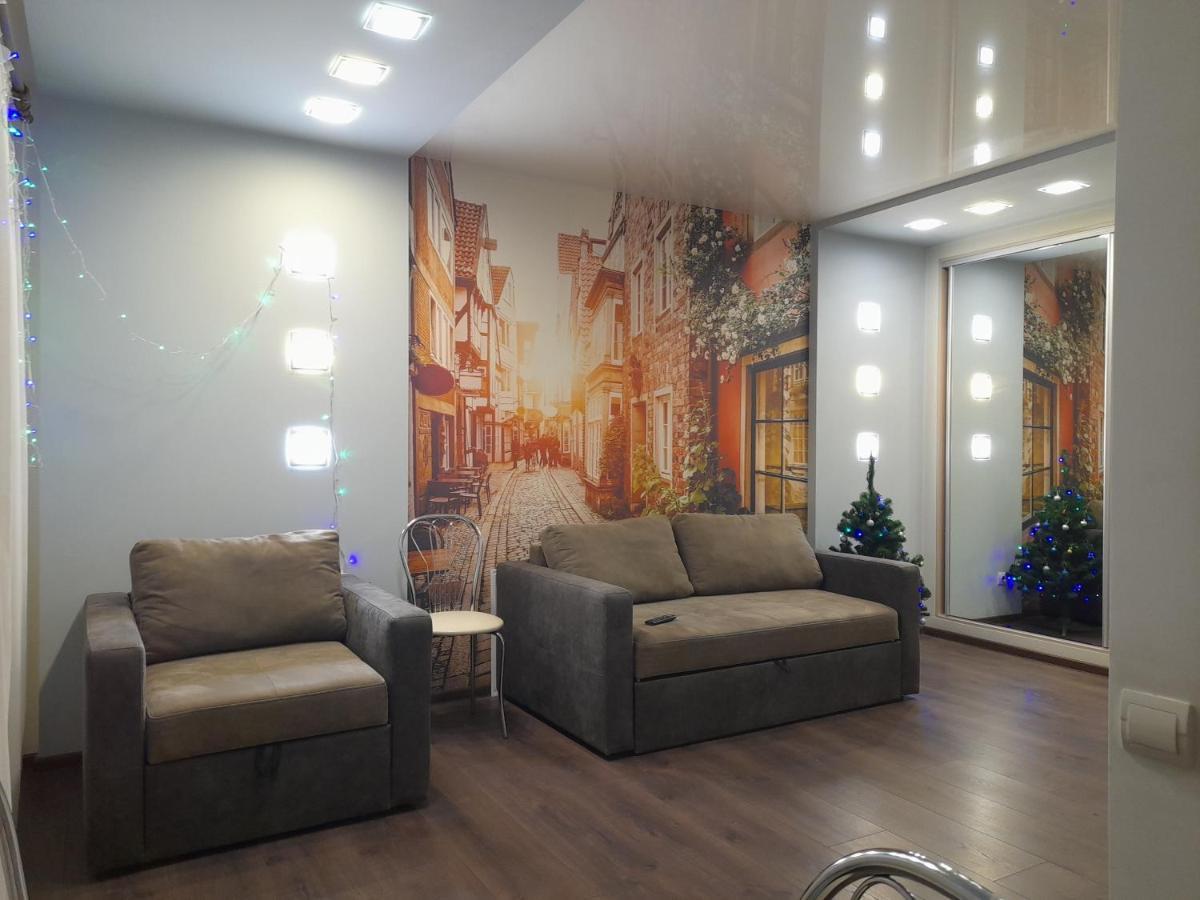 Modern Studio 15 Min To The City Centre リヴィウ エクステリア 写真